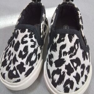 Toddler Girl Cowprint Slip on